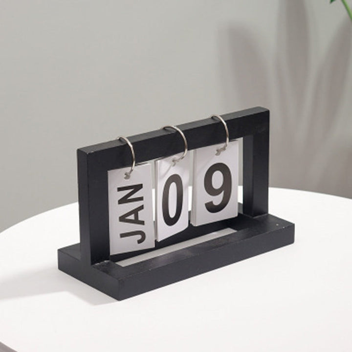 Wooden Flip Desktop Daily Calendar | Stornfield