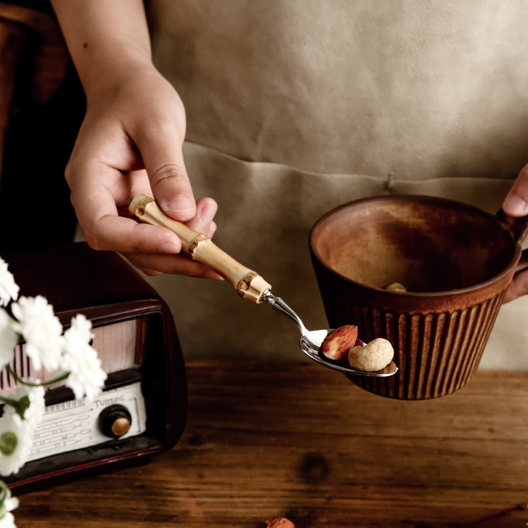 BambooElegance – Luxury Cutlery Set with Bamboo Accents | Stornfield