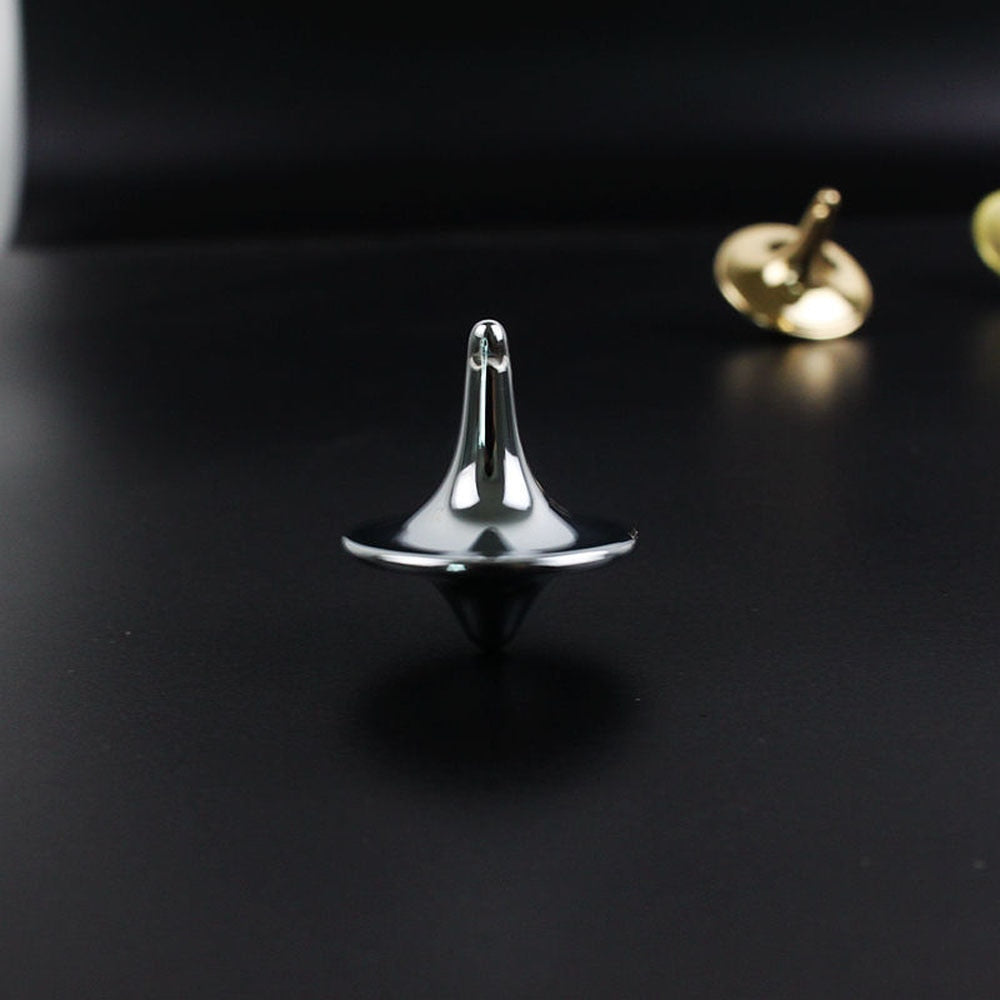 Stornfield | Rotating Stainless Steel Totem
