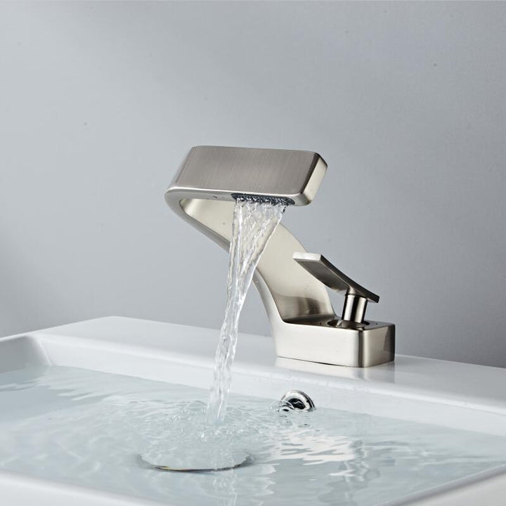 Everest - Modern Curved Faucet │ Daring and Refined Design | Stornfield