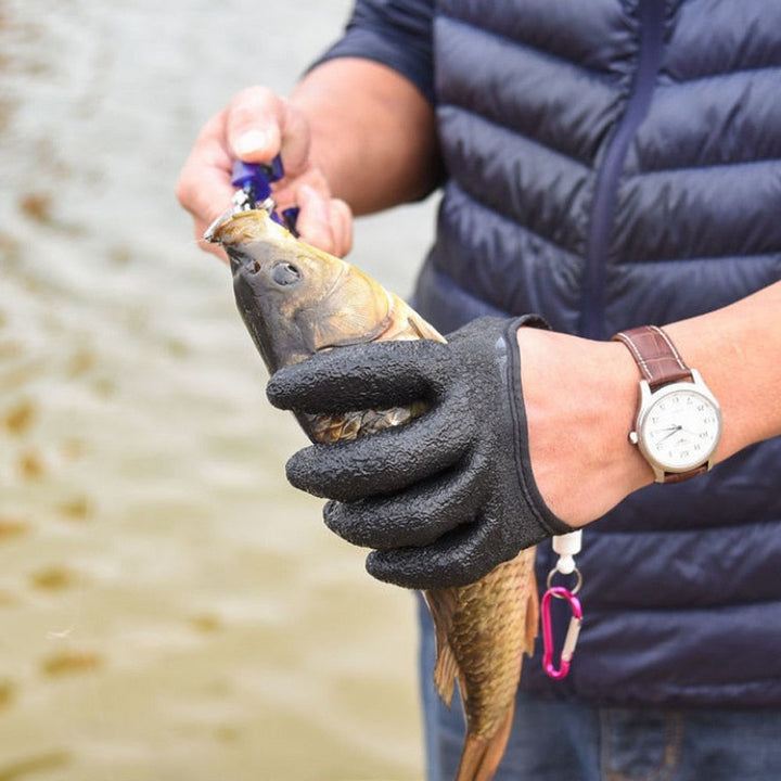 Slip Proof Protective Camping Gloves | Stornfield