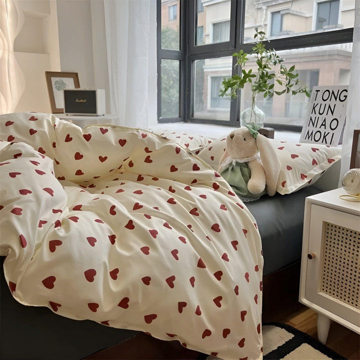 HeartDream Bedding Set - Heart Motif Duvet Cover Set | Stornfield