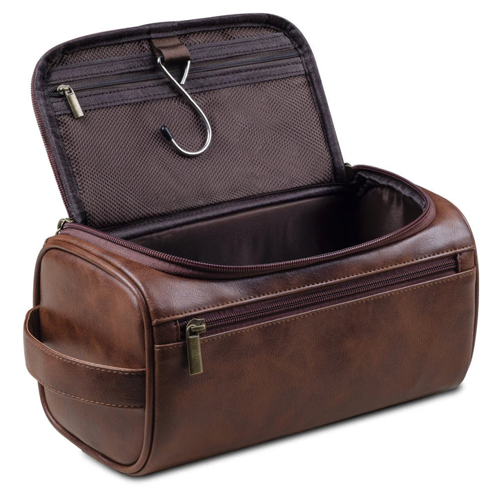 Men's travel toilet bag with hook | Stornfield