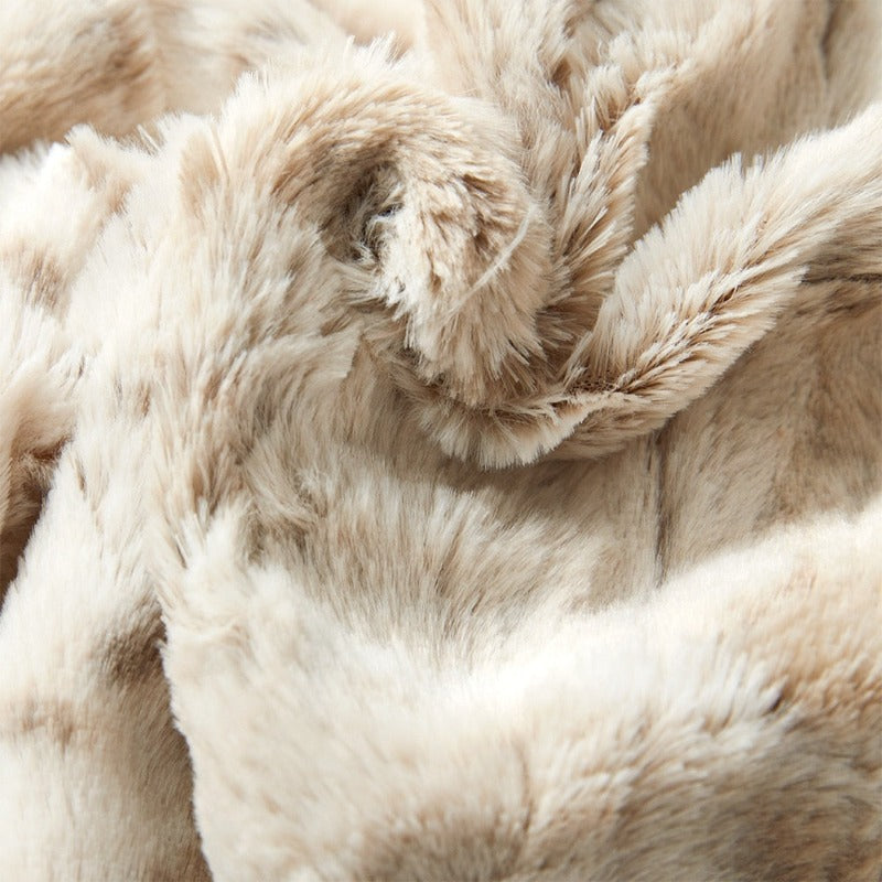 Stornfield | SOFT LEO PATTERN BLANKET