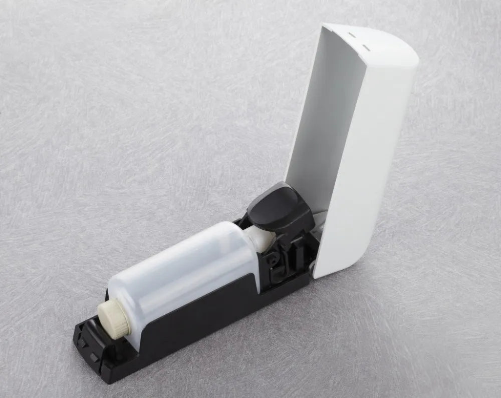 Stornfield | Wall-mounted shower dispenser
