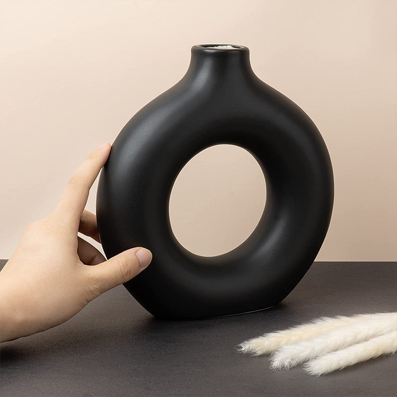 Minimalist Ceramic Vase | Stornfield