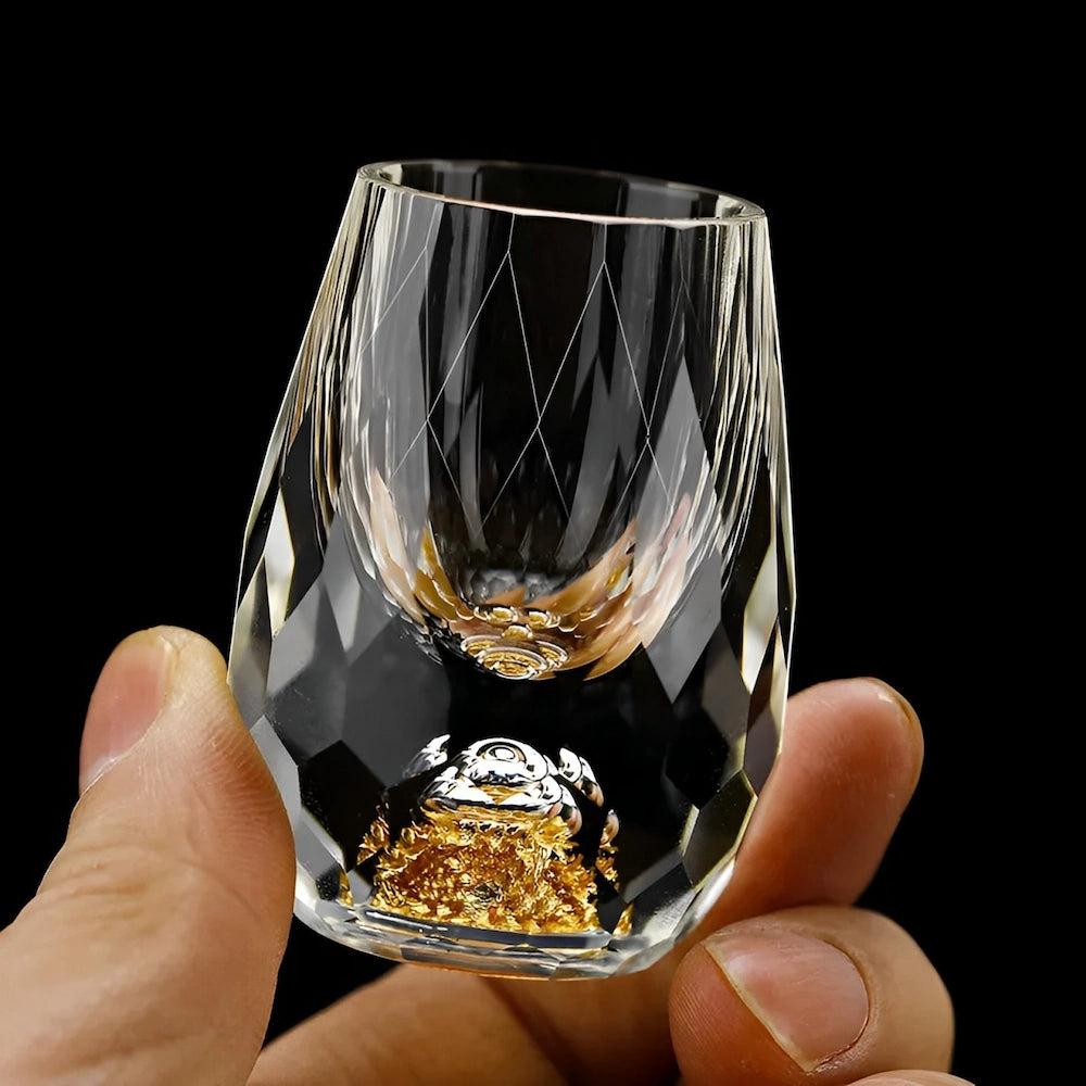 Luxury Crystal Glasses with Gold Flakes – Handmade – Set of 2 – For Whisky & Premium Beverages | Stornfield