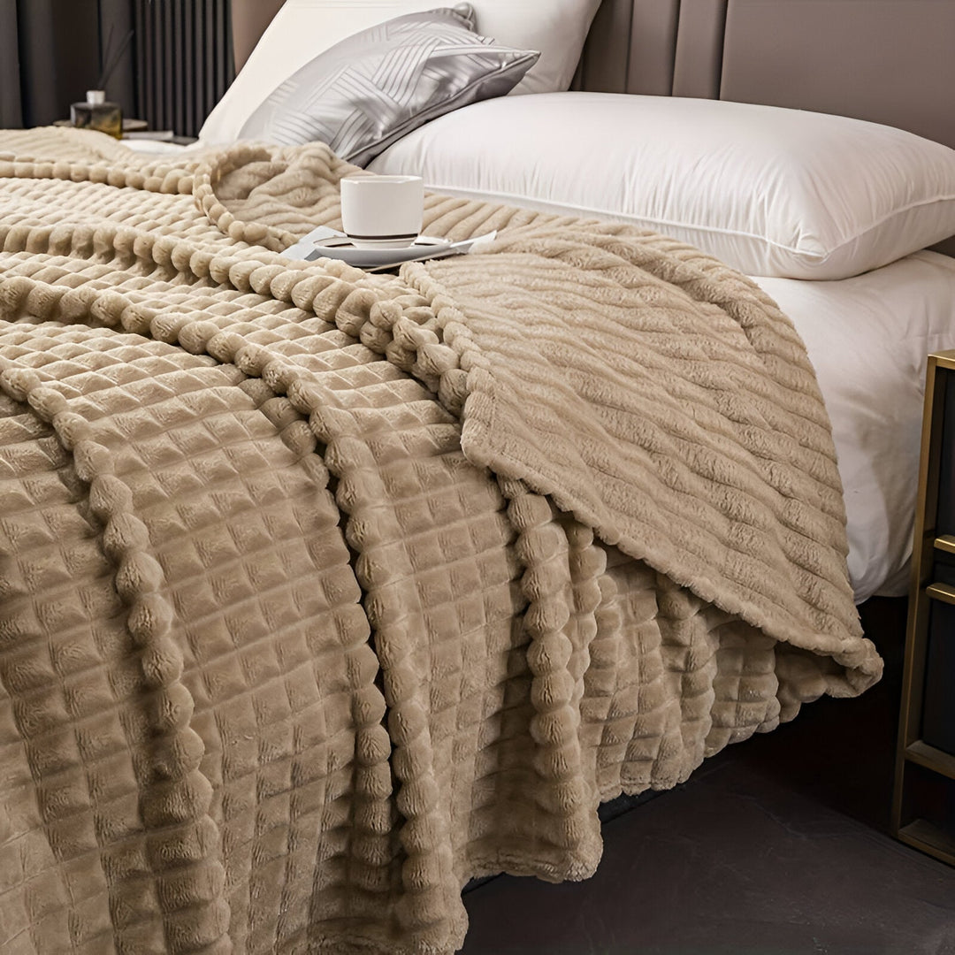 Stornfield | EliteWave Plaid - Ultra-soft Coral Structured Fleece Throw