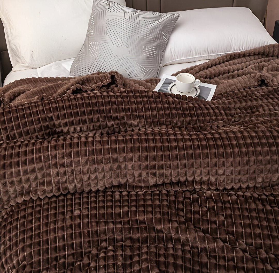 Stornfield | EliteWave Plaid - Ultra-soft Coral Structured Fleece Throw