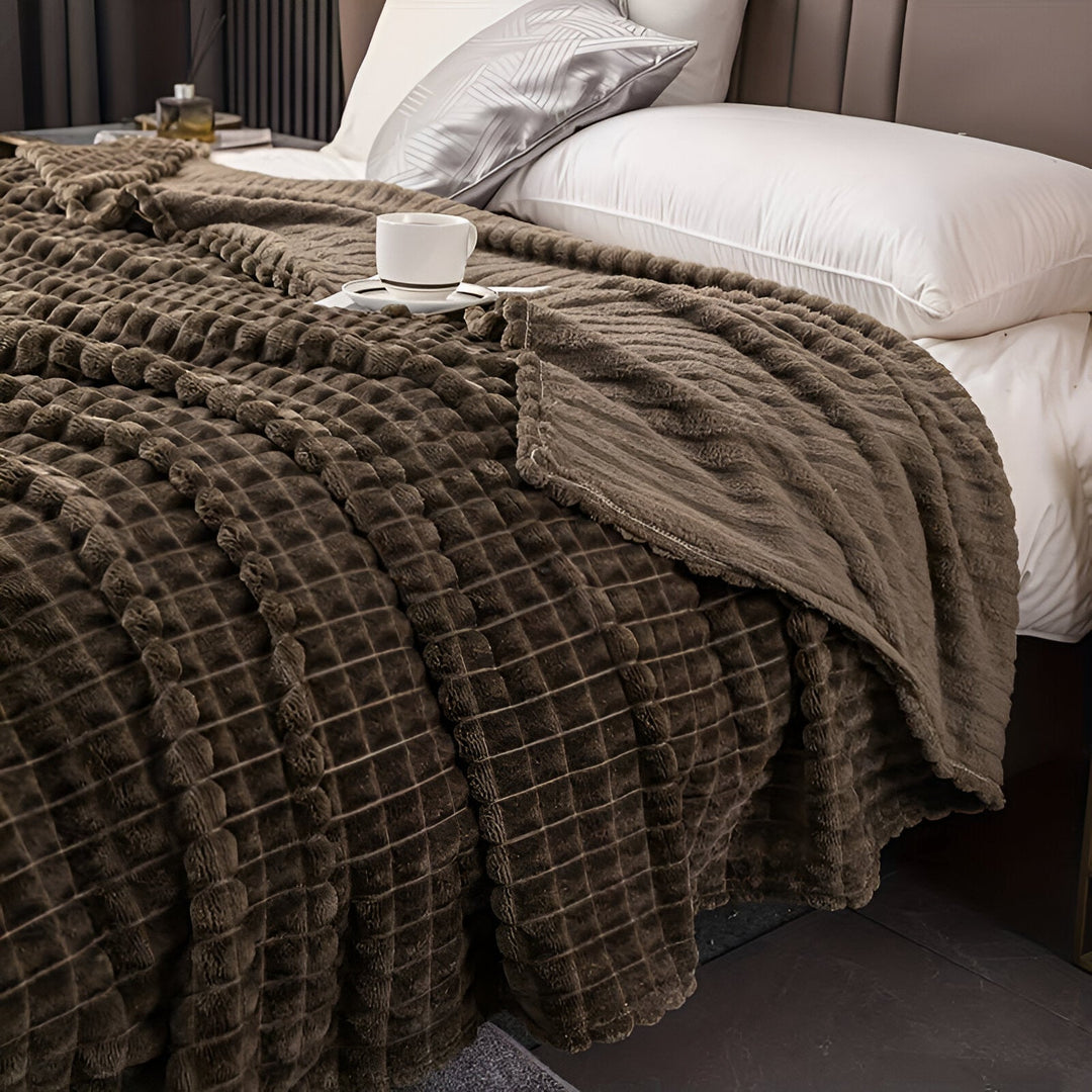 Stornfield | EliteWave Plaid - Ultra-soft Coral Structured Fleece Throw