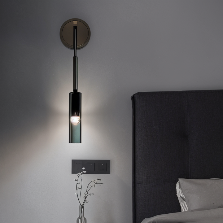 Minimalist Wall Lamp with Smoke Glass – Orvane | Stornfield