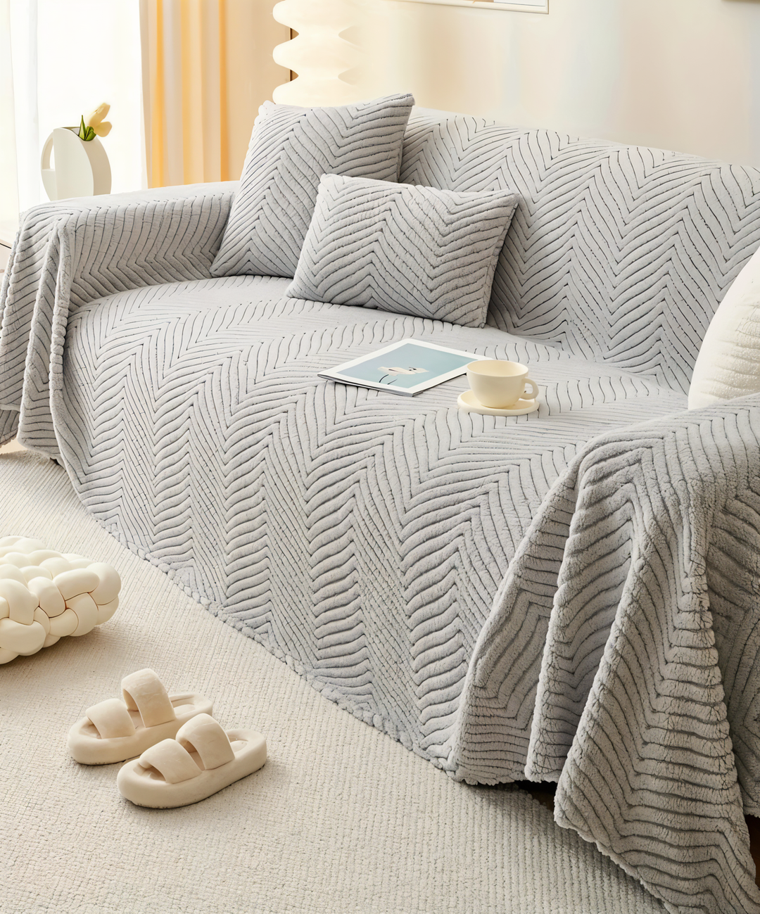 Stornfield | LuxuraWrap Sofa Cover – Non‑Slip Pet‑Friendly Couch Protector