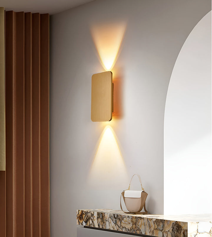 Stornfield | Luxury Scandinavian LED Wall Sconce - Elegant Lighting for Any Room