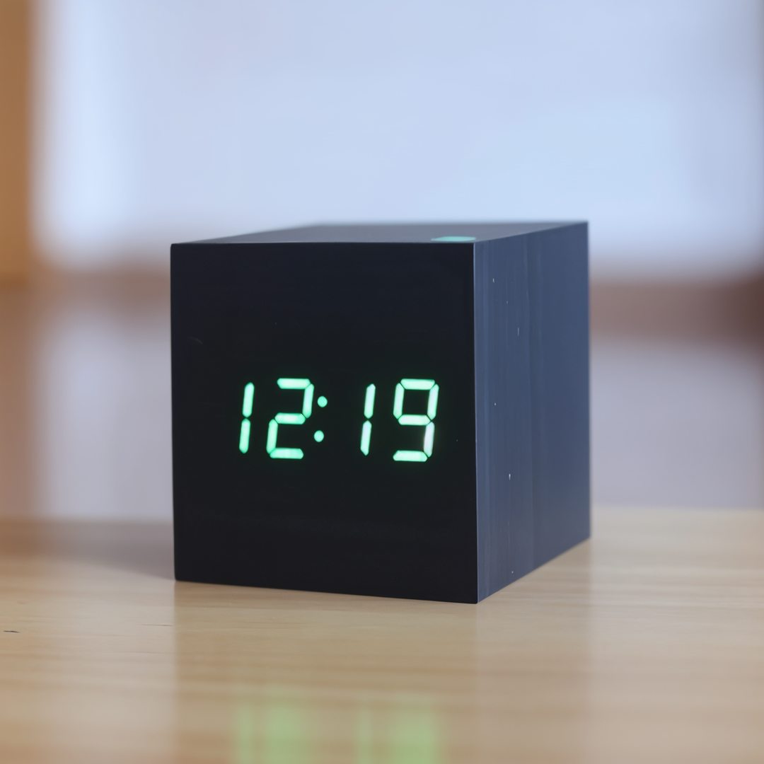 Stornfield | Digital LED Clock - Cube Clock - Wooden Clock