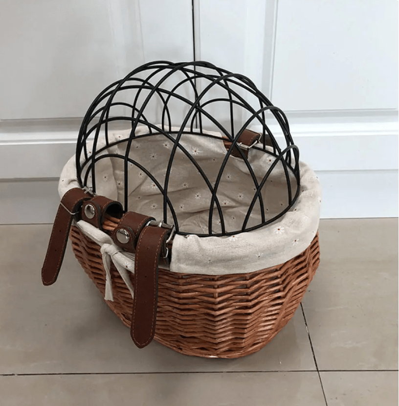 Stornfield | PawRide | Front-Mounted Wicker Dog Bike Basket – Safe, Stylish & Weatherproof