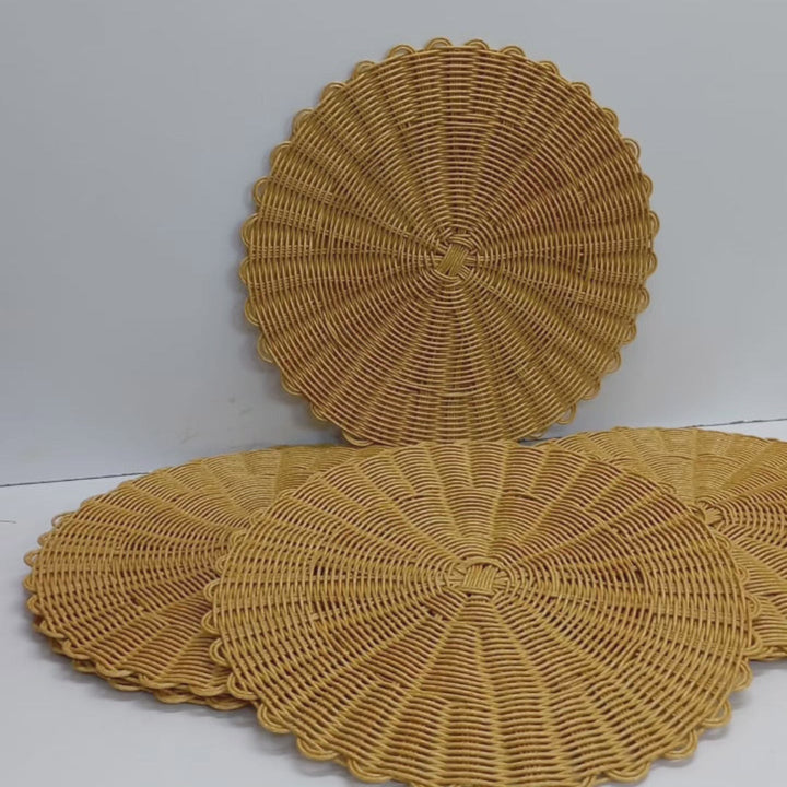Stornfield | 6-Piece Rattan Dining Set