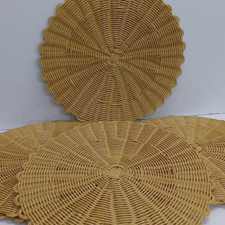 Stornfield | 6-Piece Rattan Dining Set