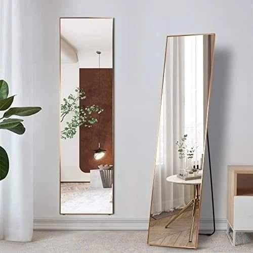 Stornfield | Miroir de maquillage sur pied