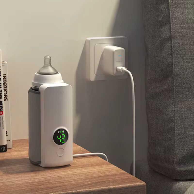 Stornfield | Portable Rechargeable Bottle Warmer Black