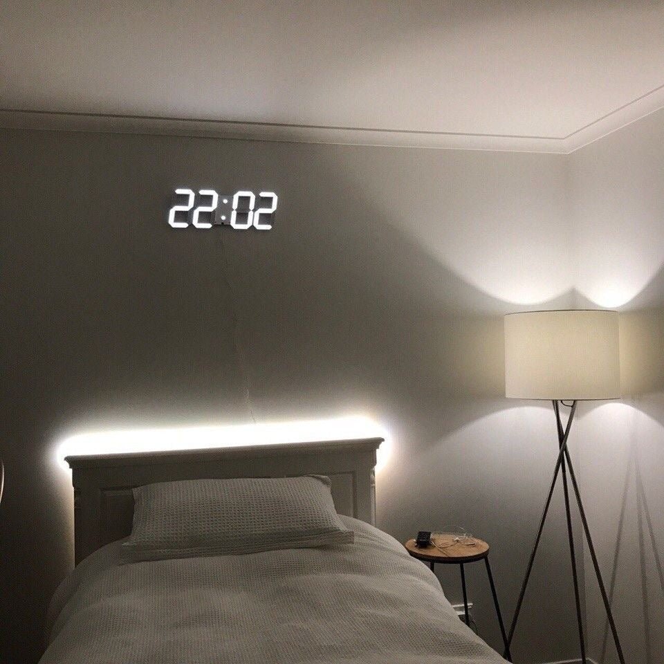Stornfield | Digital 3D LED Wall Clock – Modern Design with Dimming Function and Optimal Visibility