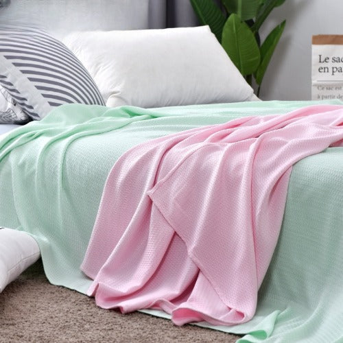 Revolutionary Ice Summer Cooling Blanket  Q Max 0.2 | Stornfield