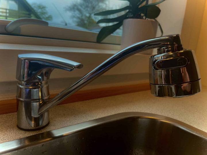 Water-saving attachment made of stainless steel, 360-degree movable and extendable | Stornfield