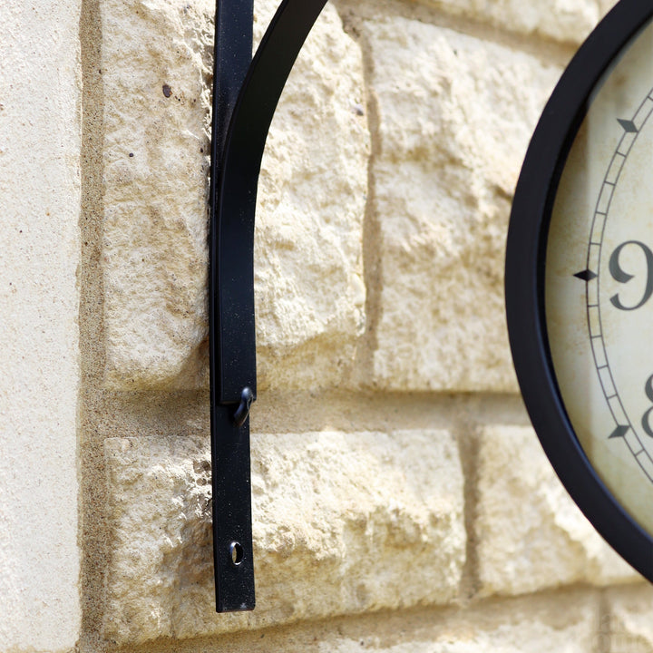 Stornfield | Double-sided black outdoor clock