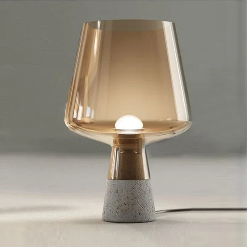 Industrial table lamp made of steel with glass shade – Modern vintage bedside lamp | Stornfield