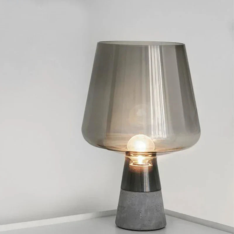 Industrial table lamp made of steel with glass shade – Modern vintage bedside lamp | Stornfield