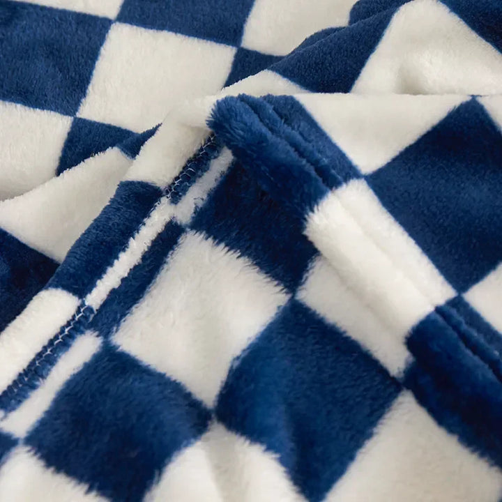 Stornfield | Trendy checkered cover