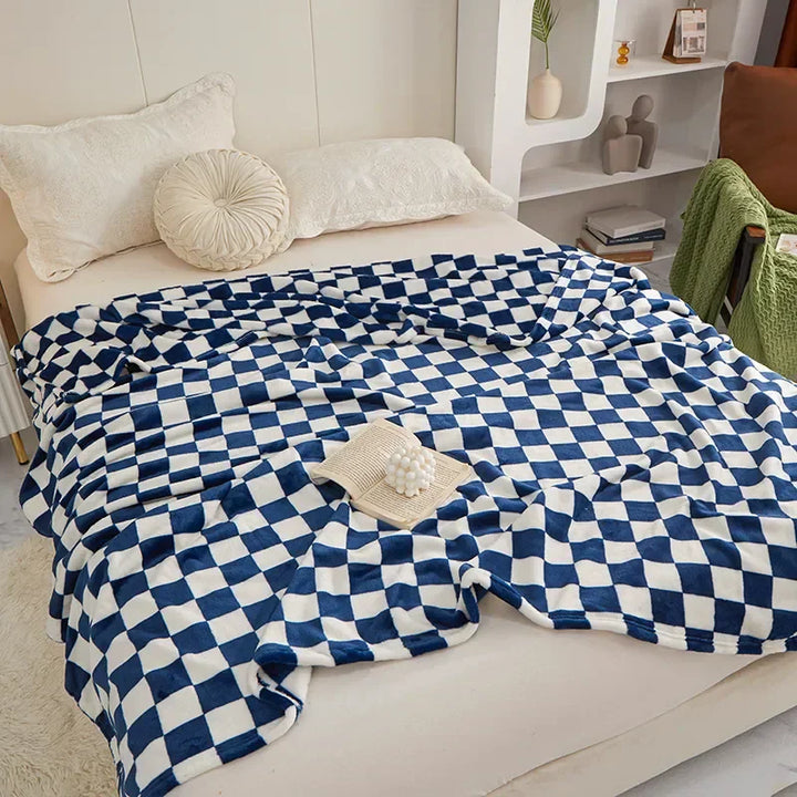 Stornfield | Trendy checkered cover