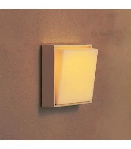 Stornfield | Wireless dimmable night light – Rechargeable with timer & magnet attachment