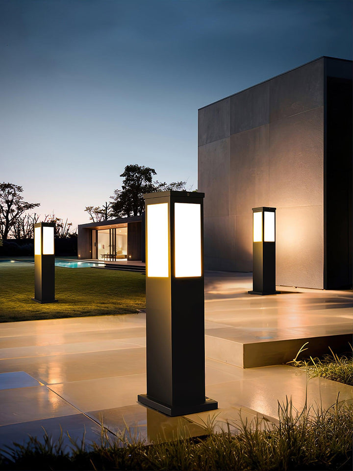 Modern Outdoor Bollard Light – Sleek Durable Weather-Resistant | Stornfield