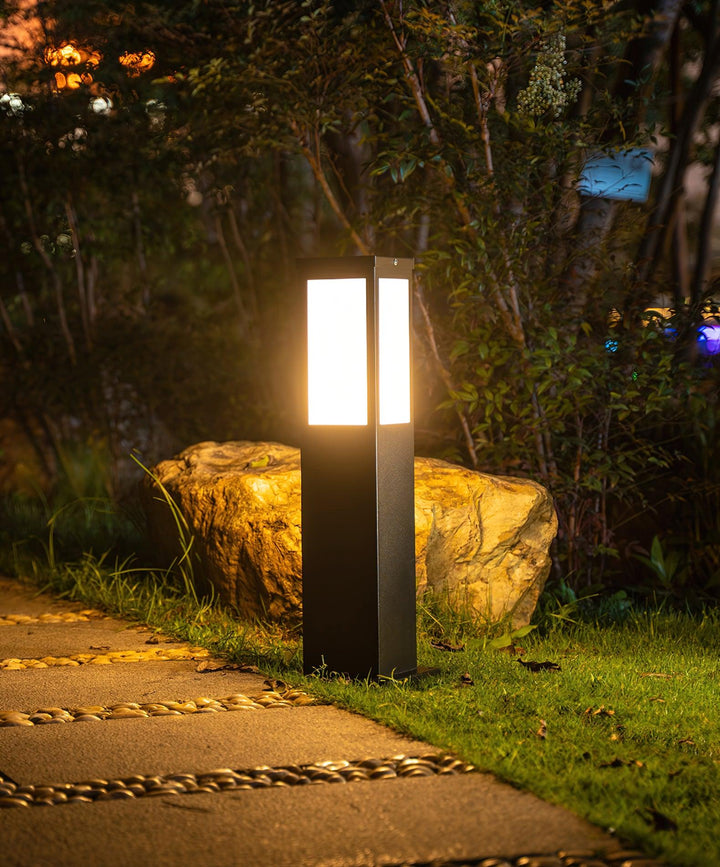 Modern Outdoor Bollard Light – Sleek Durable Weather-Resistant | Stornfield
