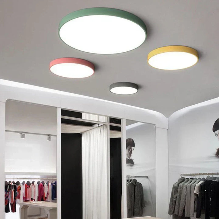 Stornfield | SpectraStyle - Colored Lamp