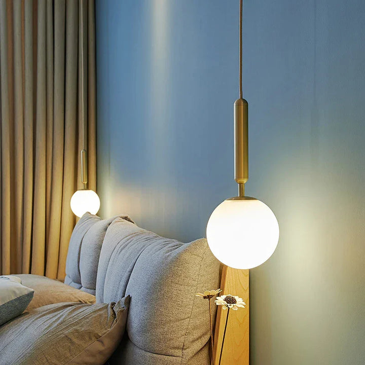 Luxurious pendant lamp in gold – Modern hanging light for staircase or living area | Stornfield