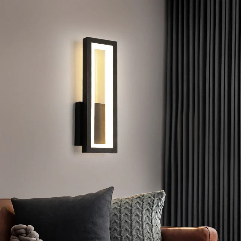 Modern LED Indoor Wall Light in Minimalist Design – Stylish Wall Lamp for Living Room & Hallway | Stornfield