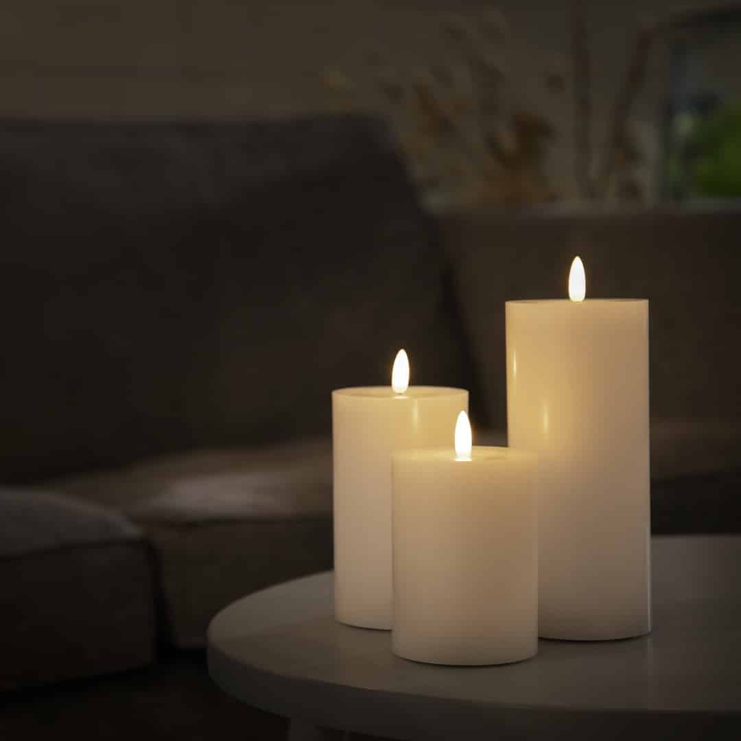 LED Candle (1 piece) with realistic 3D flame 5 x 20 cm | Stornfield