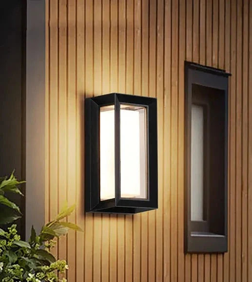 Modern Wall Lamp for Outdoor – Weatherproof LED Outdoor Light for Terrace & Garden | Stornfield