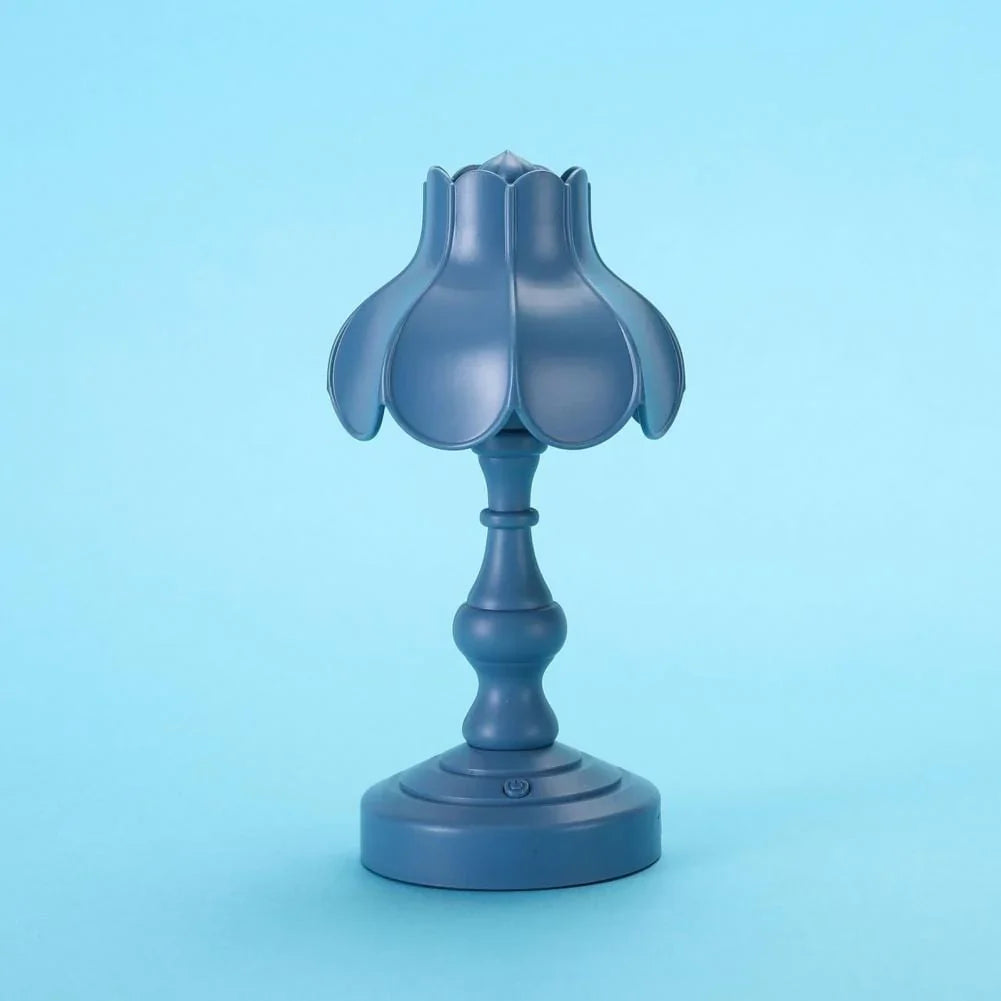 Lotus-shaped LED Mini Retro Light | Stornfield