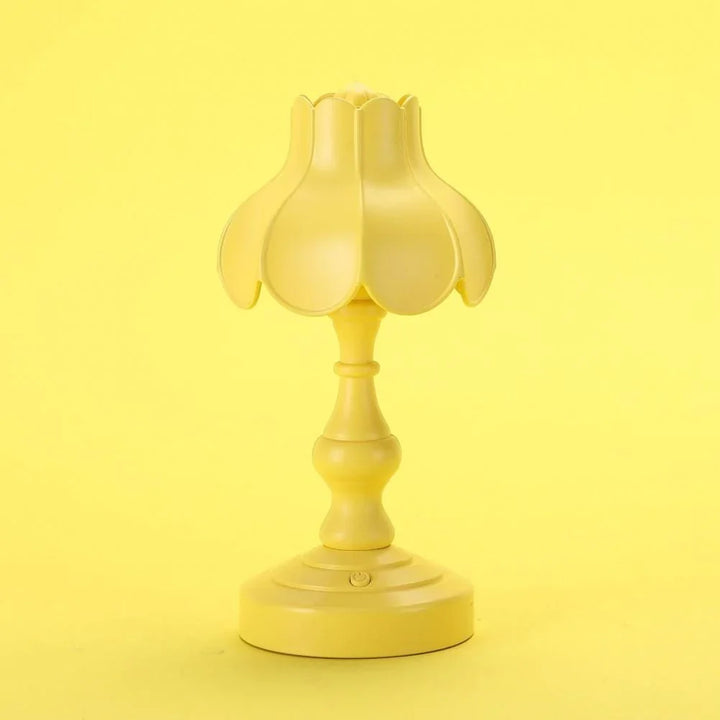 Lotus-shaped LED Mini Retro Light | Stornfield