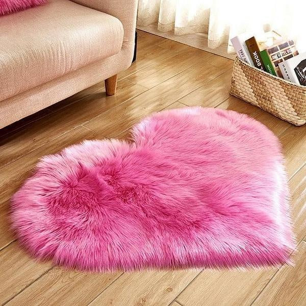 Love Heart Shaped Faux Sheepskin Fur Rug | Stornfield