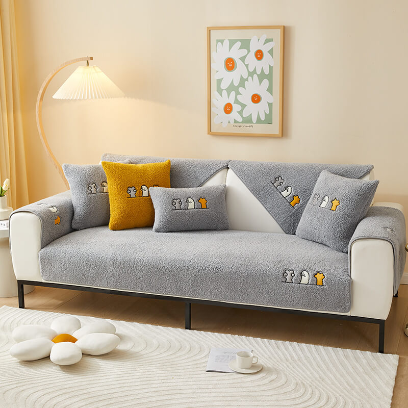 Lovely Cat's Paw Sherpa Fleece Anti-Slip Couch Cover | Stornfield
