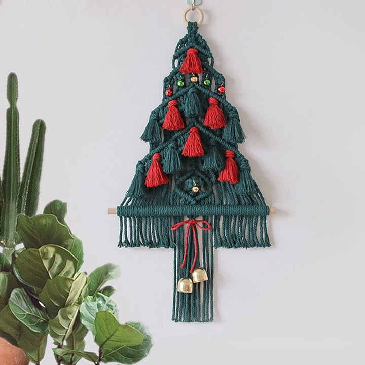 Macrame Red and Green Christmas Tree Wall Hanging Stornfield