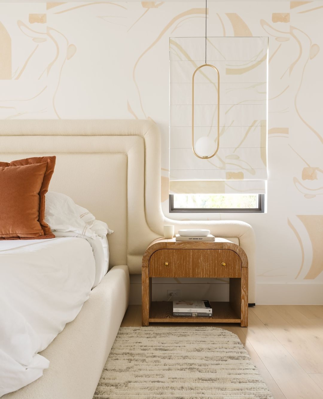 Modern and Elegant Pendant Light - Stylish Hanging Lamp for Indoor Lighting | Stornfield