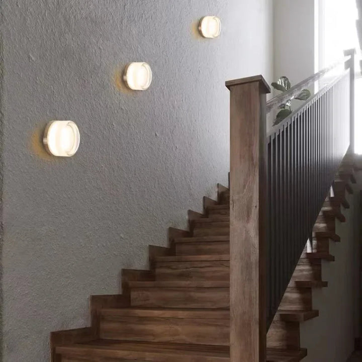 Stornfield | Modern Round Wall Lamp