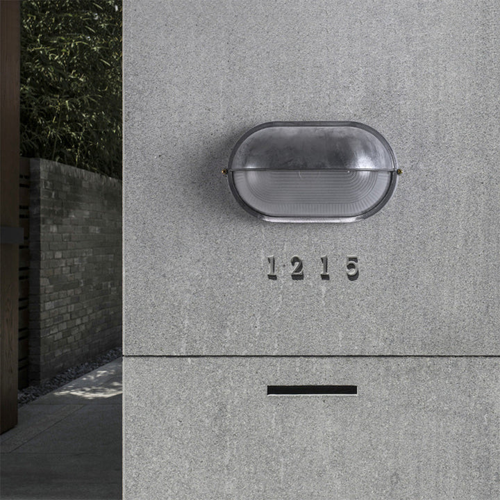 Elegant waterproof outdoor wall lamp | Stornfield