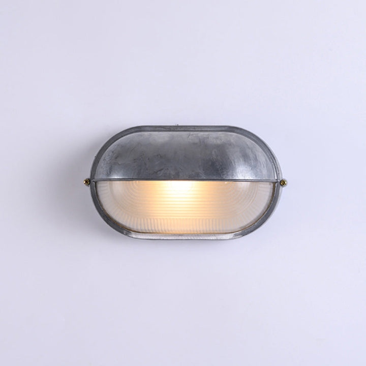 Elegant waterproof outdoor wall lamp | Stornfield
