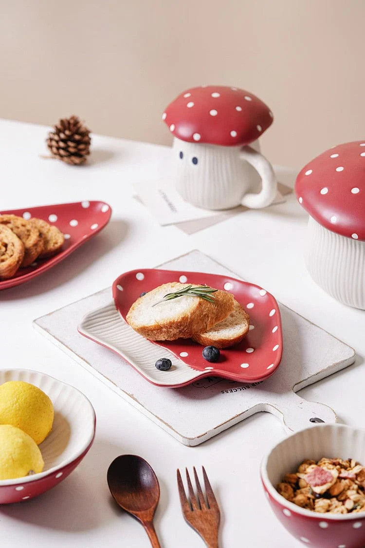 Stornfield mushroom-shaped plate
