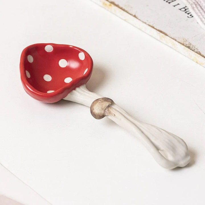 Stornfield mushroom-shaped plate